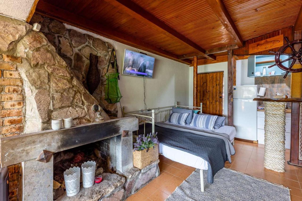 Lake House Buric Vranjina Экстерьер фото