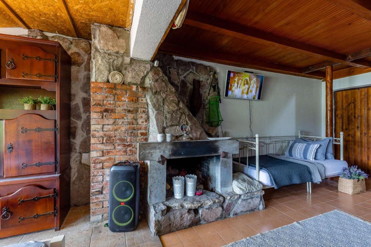 Lake House Buric Vranjina Экстерьер фото